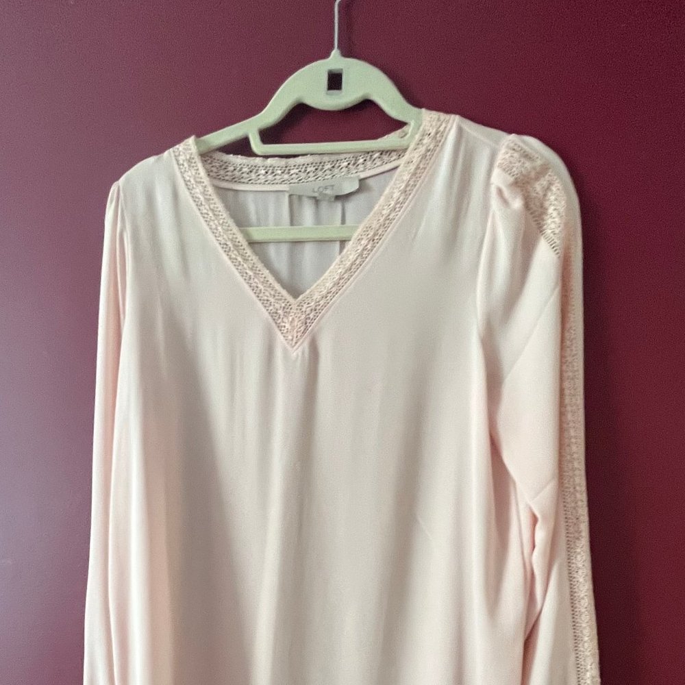 Loft: Long sleeve, V-neck blouse in blush pink. Size M.